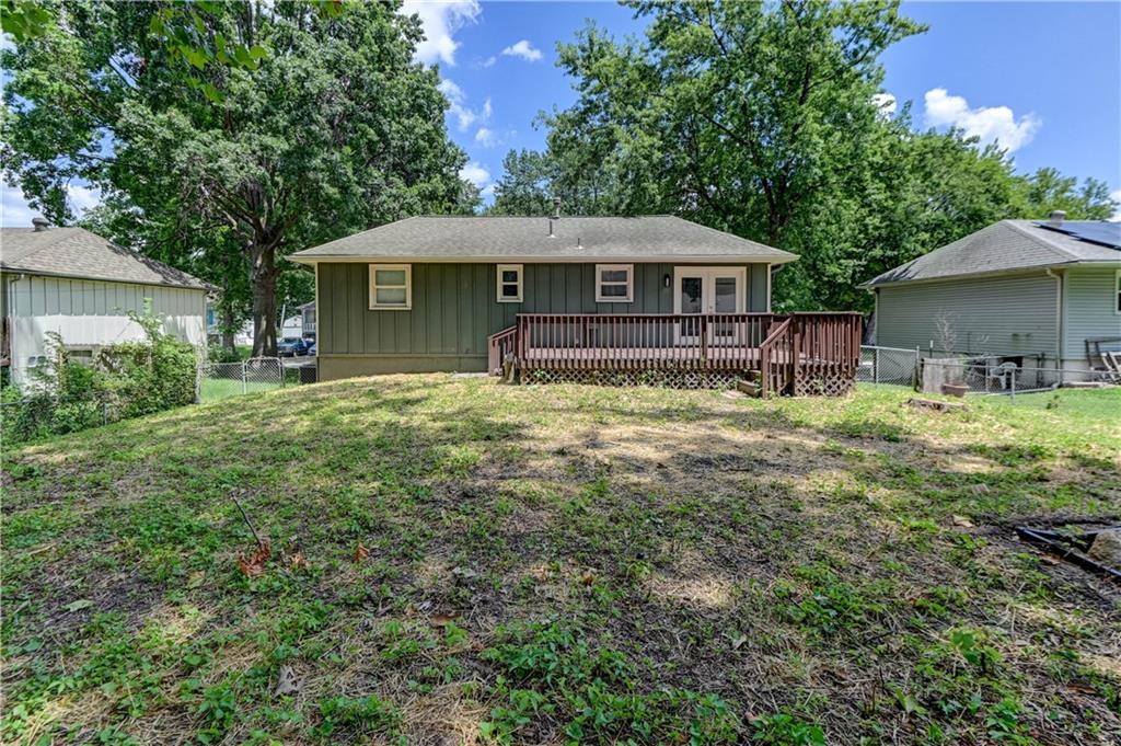 110 Erin Street Buckner, MO 64016 - Photo 28 of 31