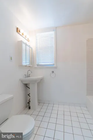 $1,750 | 2822 South Smedley Street, Philadelphia, PA 19145