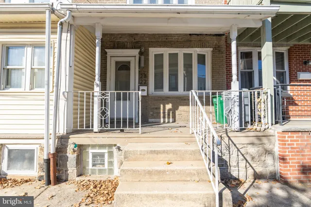 $1,750 | 2822 South Smedley Street, Philadelphia, PA 19145