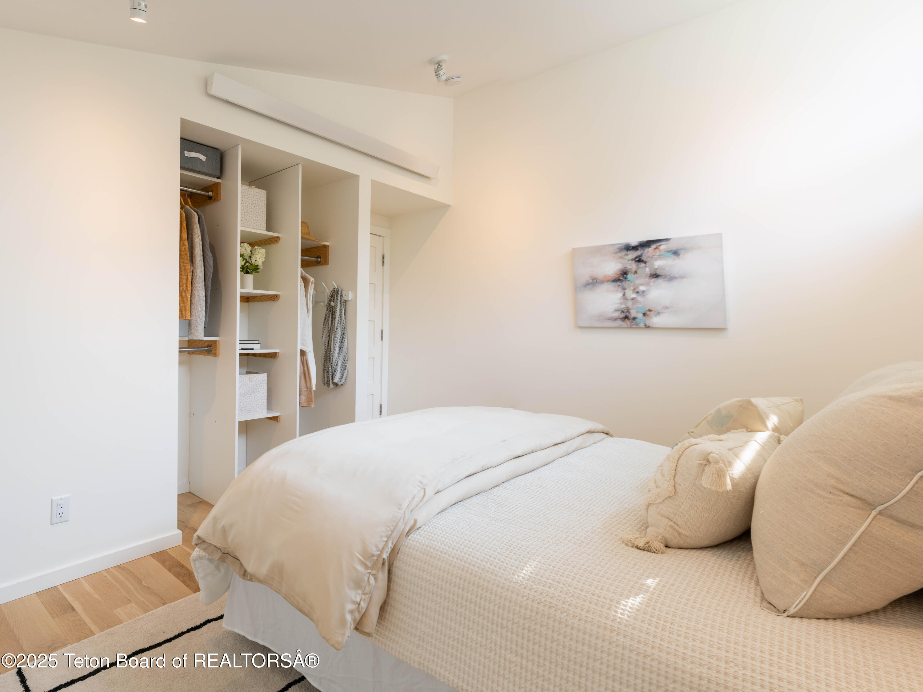 725 Cache Creek Drive Jackson, WY 83001 - Photo 25 of 36 Bedroom 3