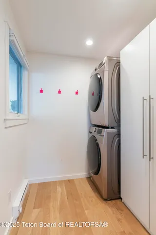 $2,850,000 | 725 Cache Creek Drive, Jackson, WY 83001