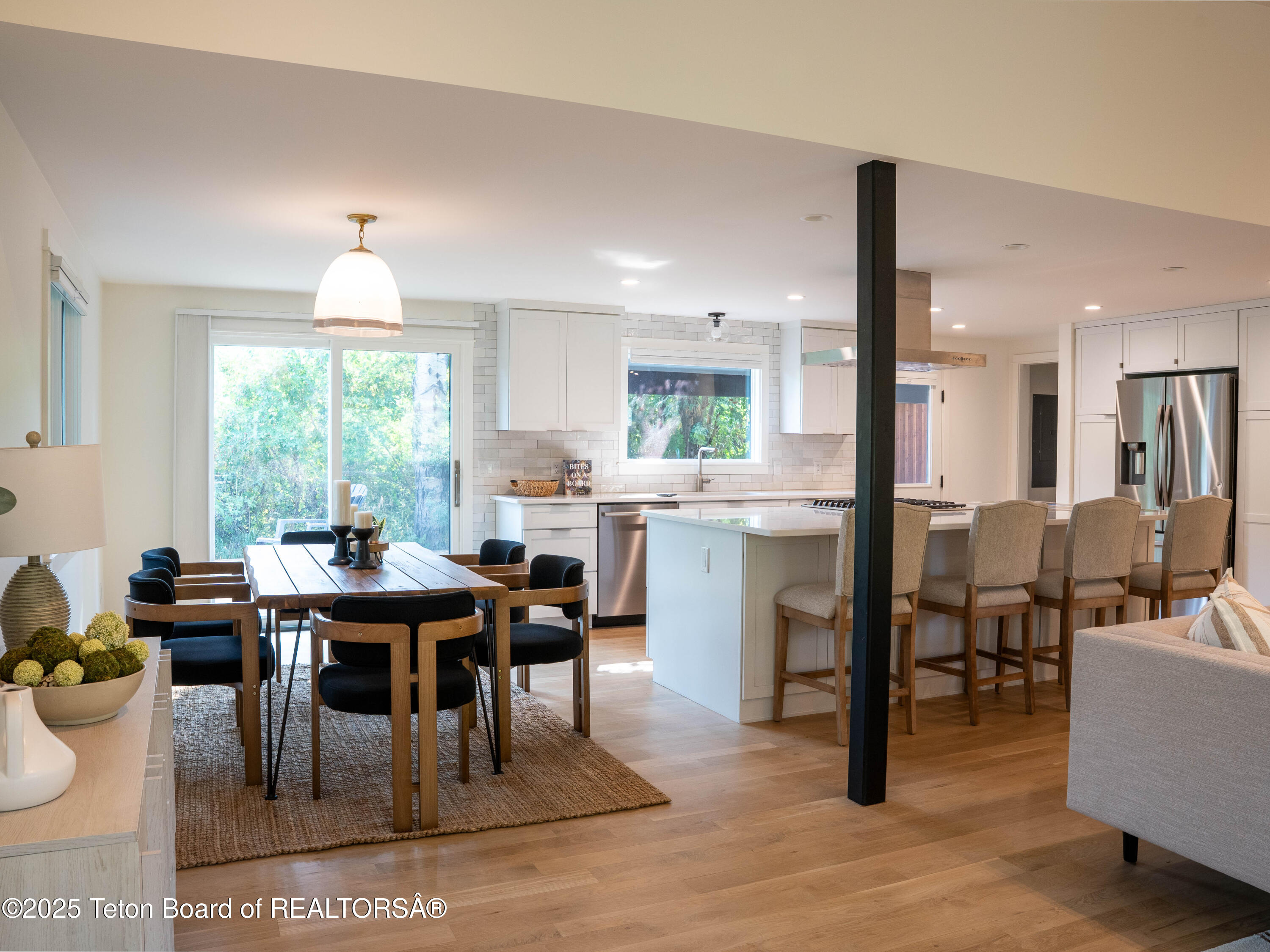 725 Cache Creek Drive Jackson, WY 83001 - Photo 7 of 36 Dining, Kitchen, Living