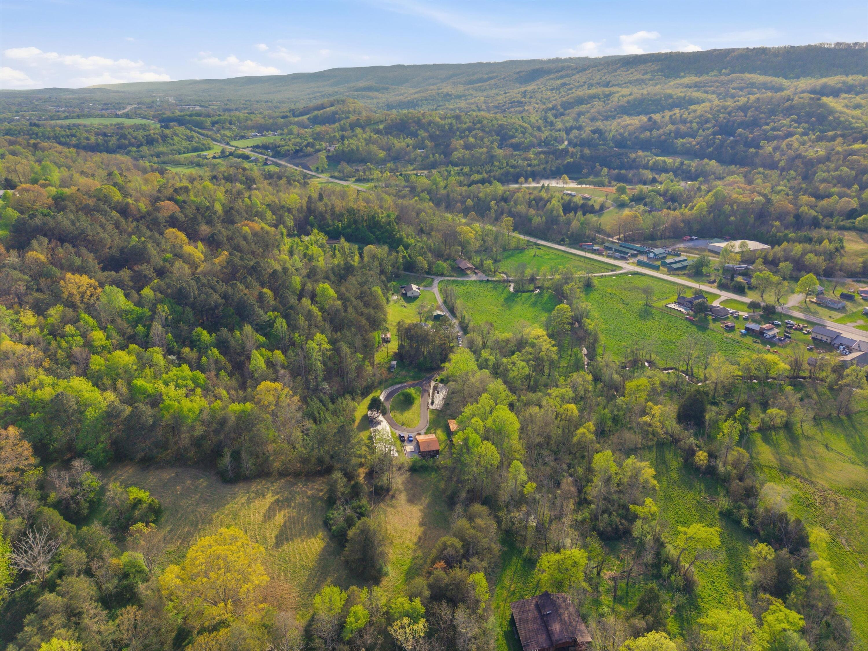 110 Angel Howard Road Pikeville, TN 37367 - Photo 30 of 33 30-110AngelHowardLn_027