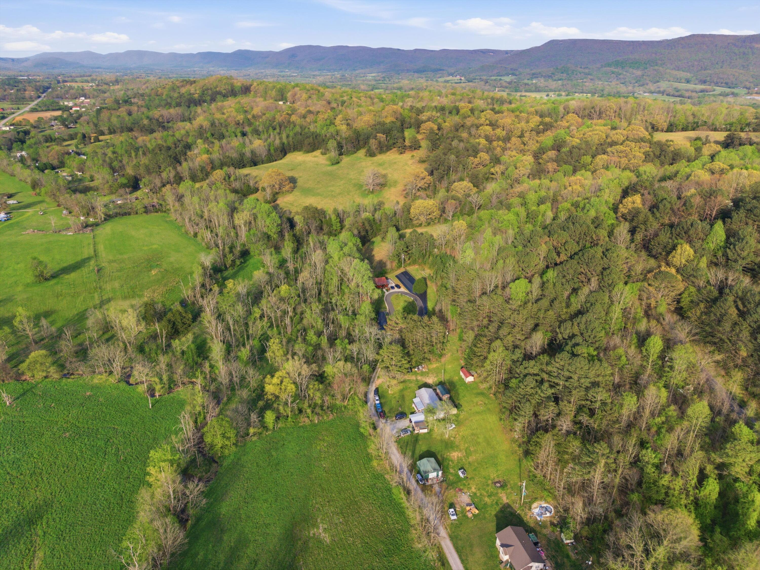 110 Angel Howard Road Pikeville, TN 37367 - Photo 33 of 33 33-110AngelHowardLn_029