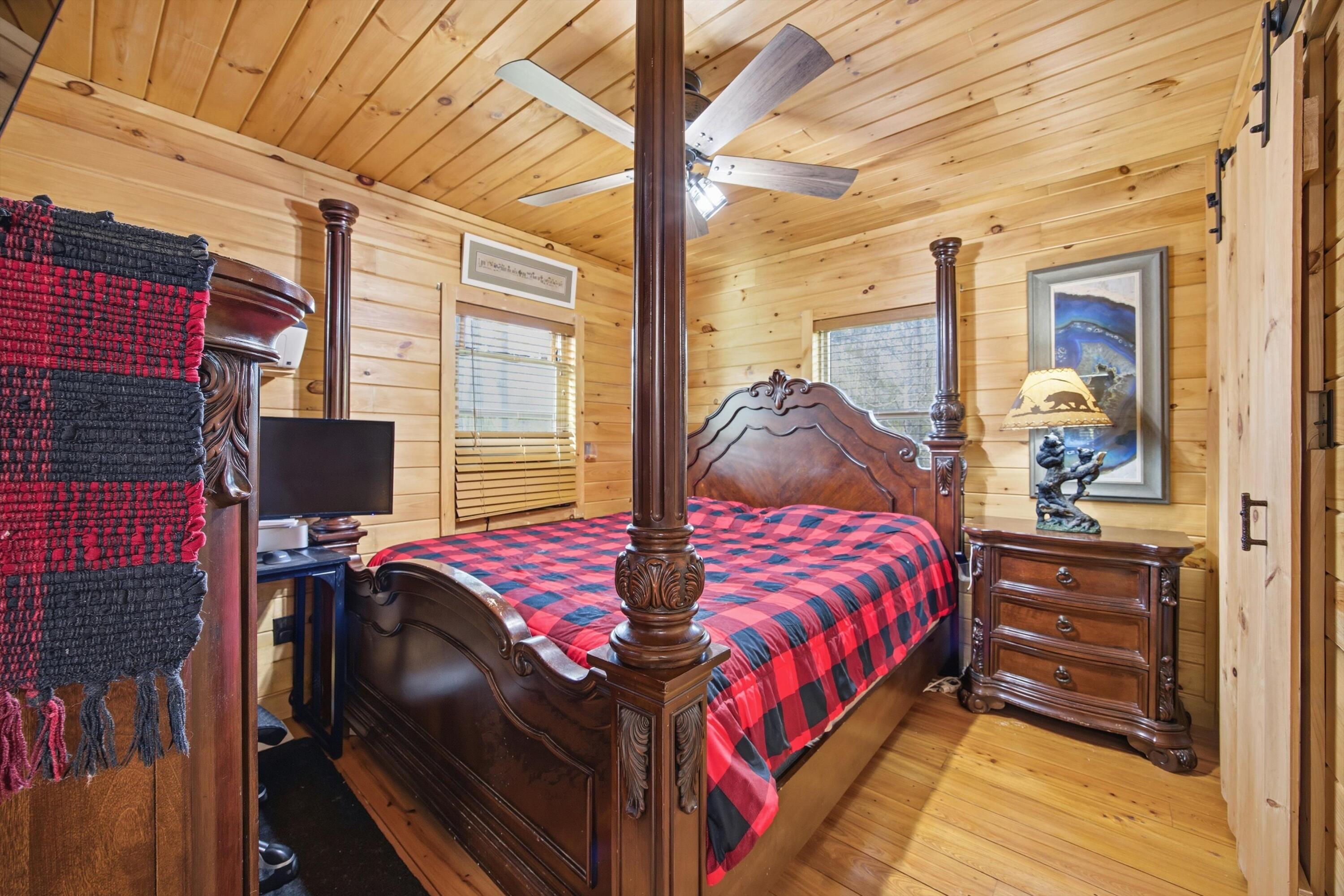 110 Angel Howard Road Pikeville, TN 37367 - Photo 5 of 33 13-110AngelHowardLn_010