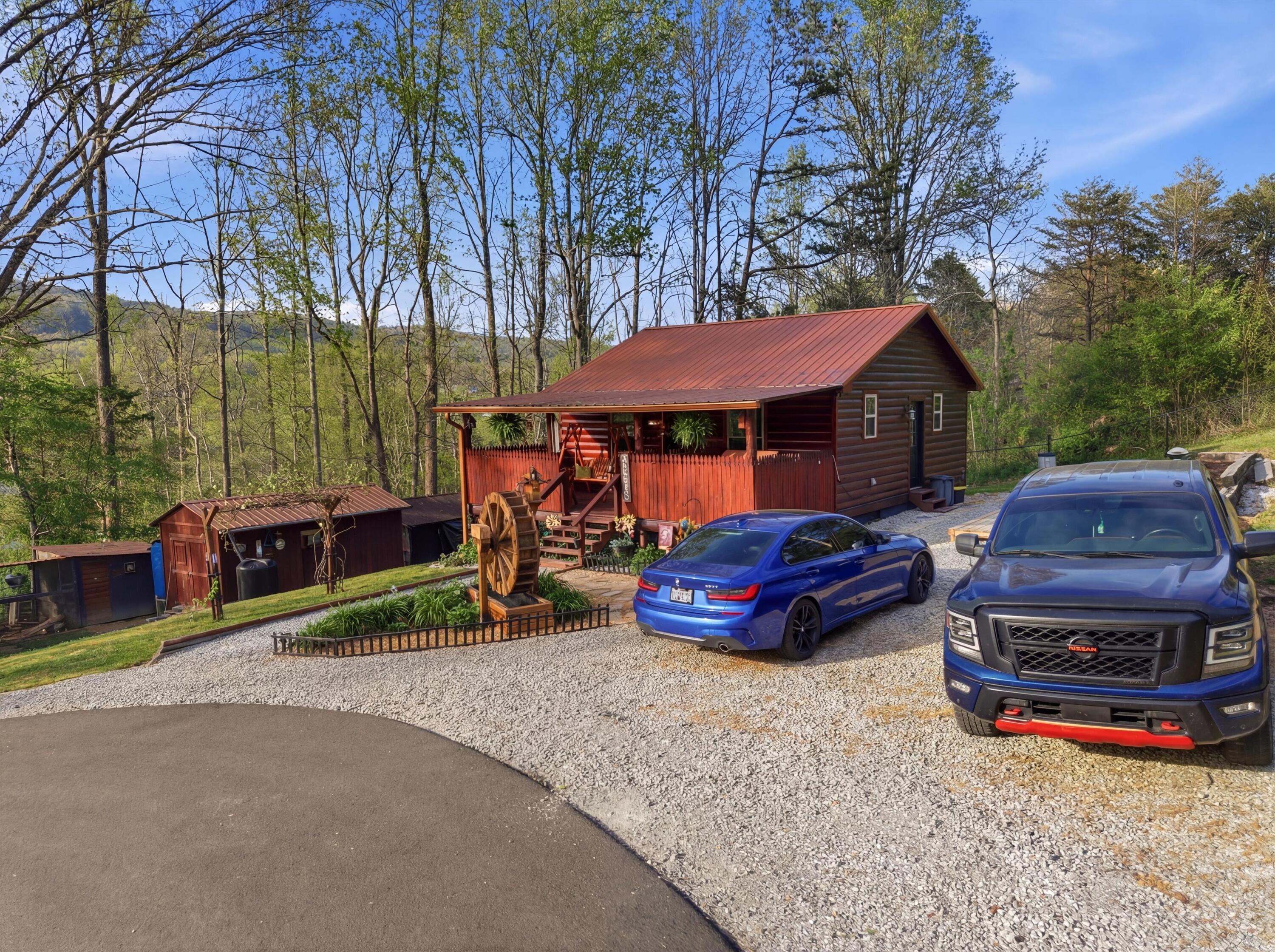 110 Angel Howard Road Pikeville, TN 37367 - Photo 10 of 33 04-DJI_20260406182418_0390_D_reedit_c664