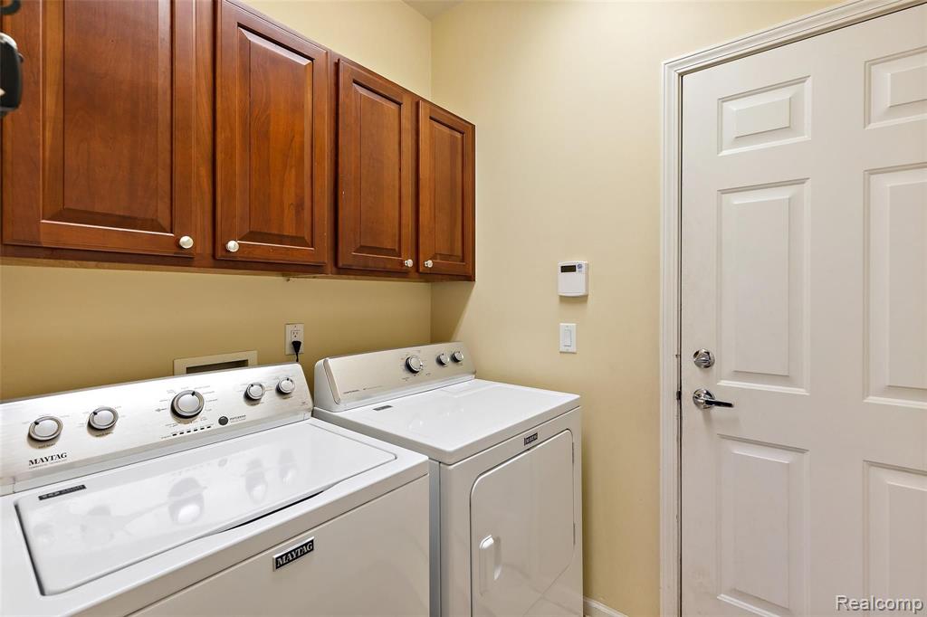 1656 Blushing Court Rochester Hills, MI 48307 - Photo 24 of 48