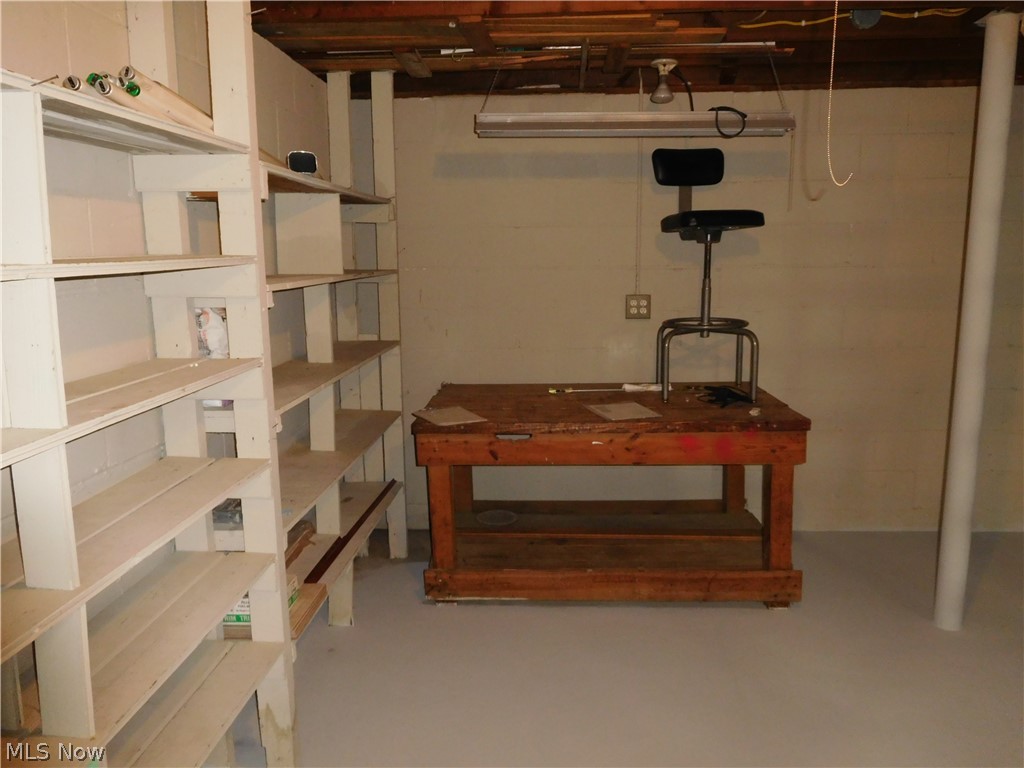 4941 Arbor Road Southwest Canton, OH 44710 - Photo 17 of 18 Gallery Image 17