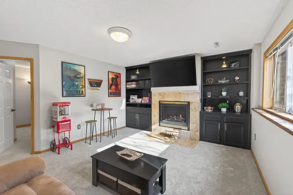 $349,900 | 15738 Chasewood Court, Rosemount, MN 55068