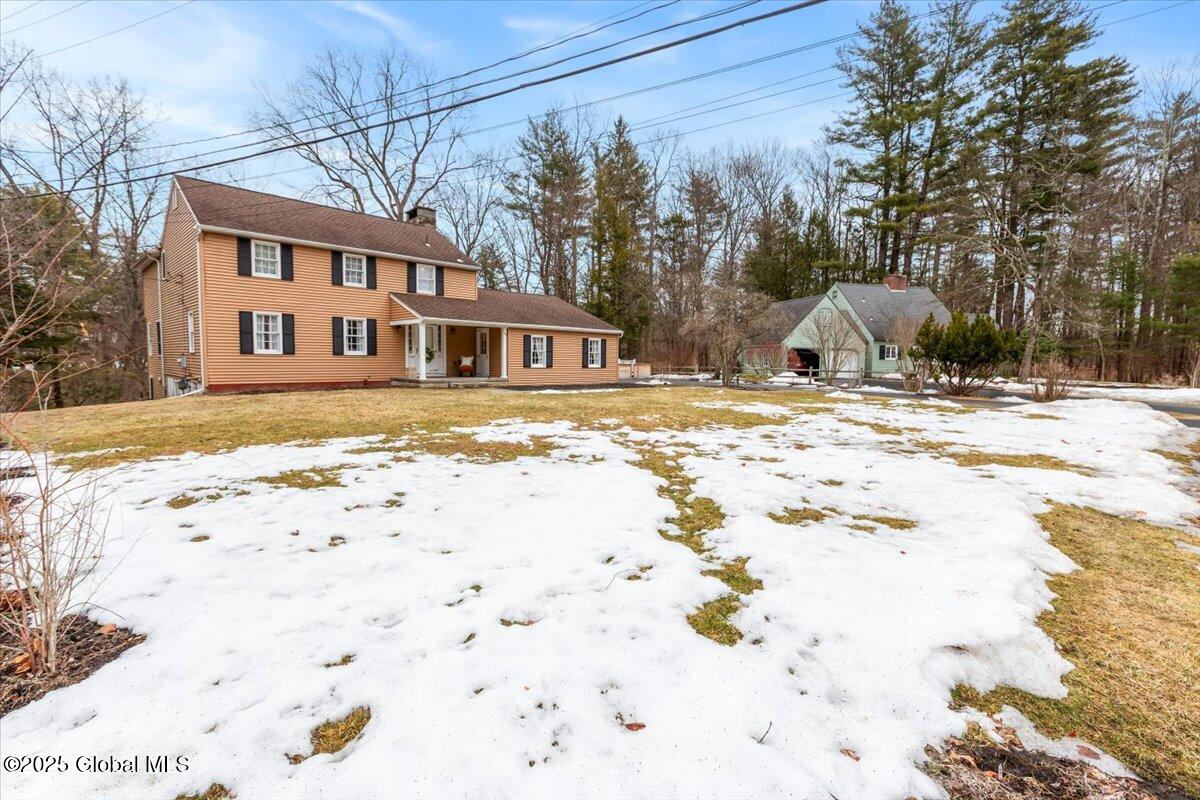 28 East Bayberry Road Bethlehem, NY 12077 - Photo 33 of 42 05-MW2_2218