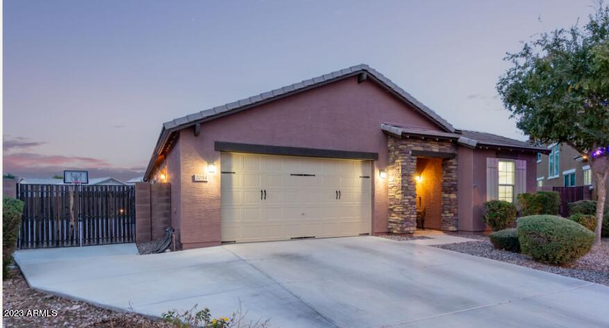 2054 East Stacey Road Gilbert, AZ 85298 - Photo 2 of 49 Front of home