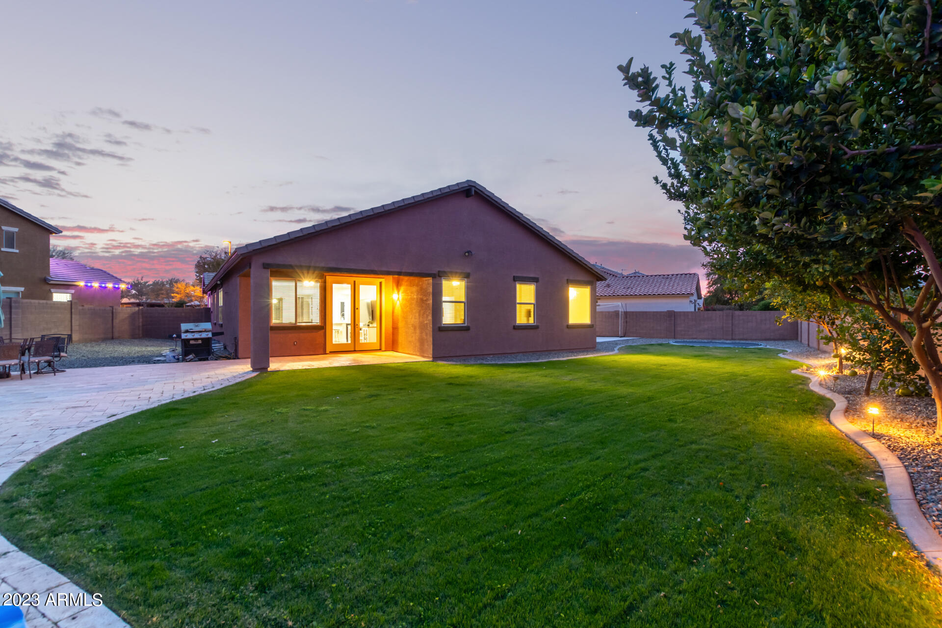 2054 East Stacey Road Gilbert, AZ 85298 - Photo 25 of 49 backyard