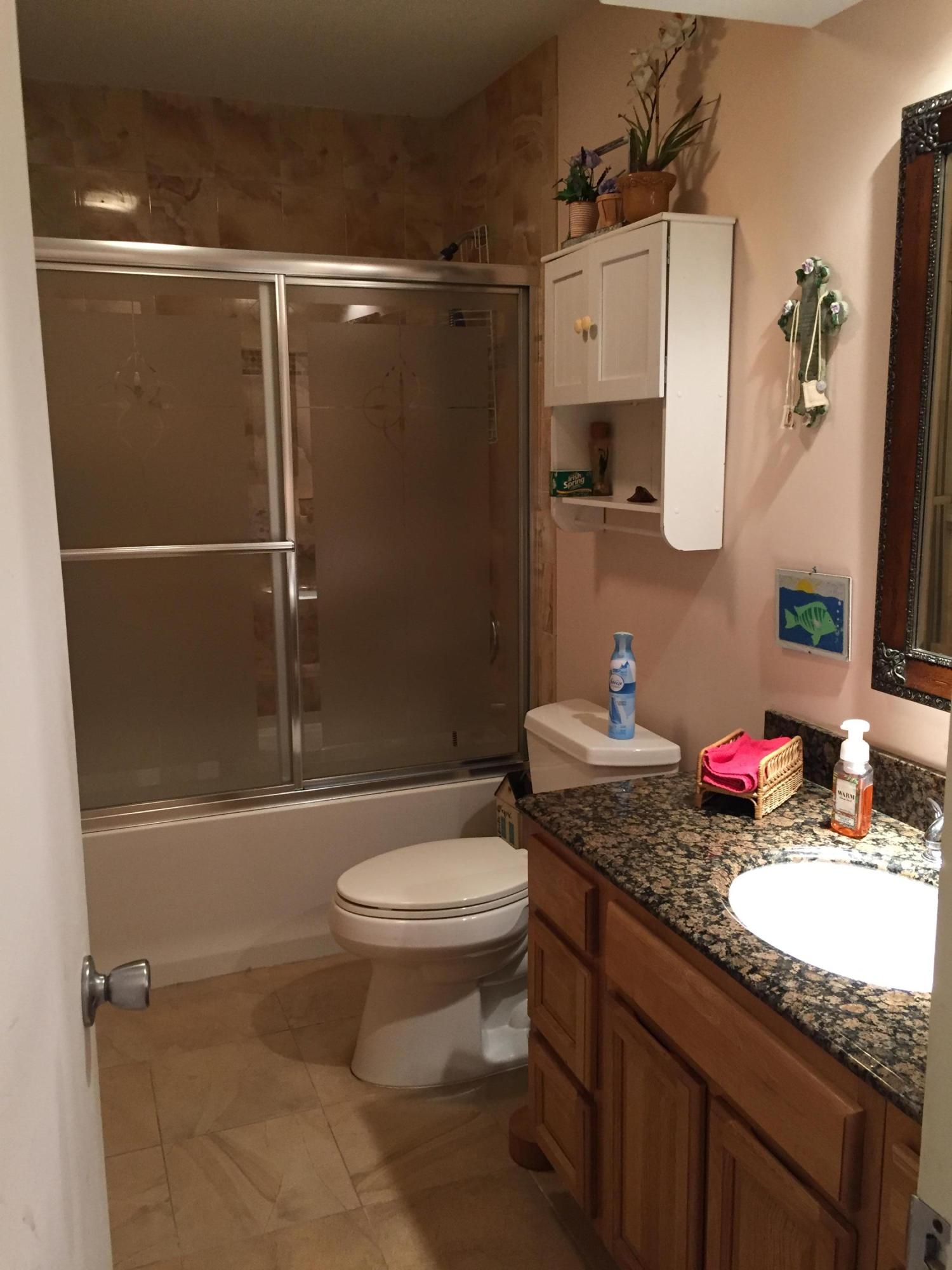 7865 Stanway Place Boca Raton, FL 33433 - Photo 21 of 26 SECOND BATH