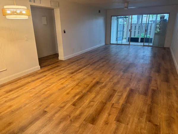 $2,000 | 1444 Southeast Riverside Drive, Unit B7, Stuart, FL 34996