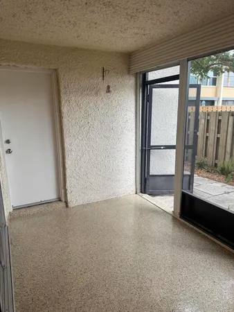 $2,000 | 1444 Southeast Riverside Drive, Unit B7, Stuart, FL 34996