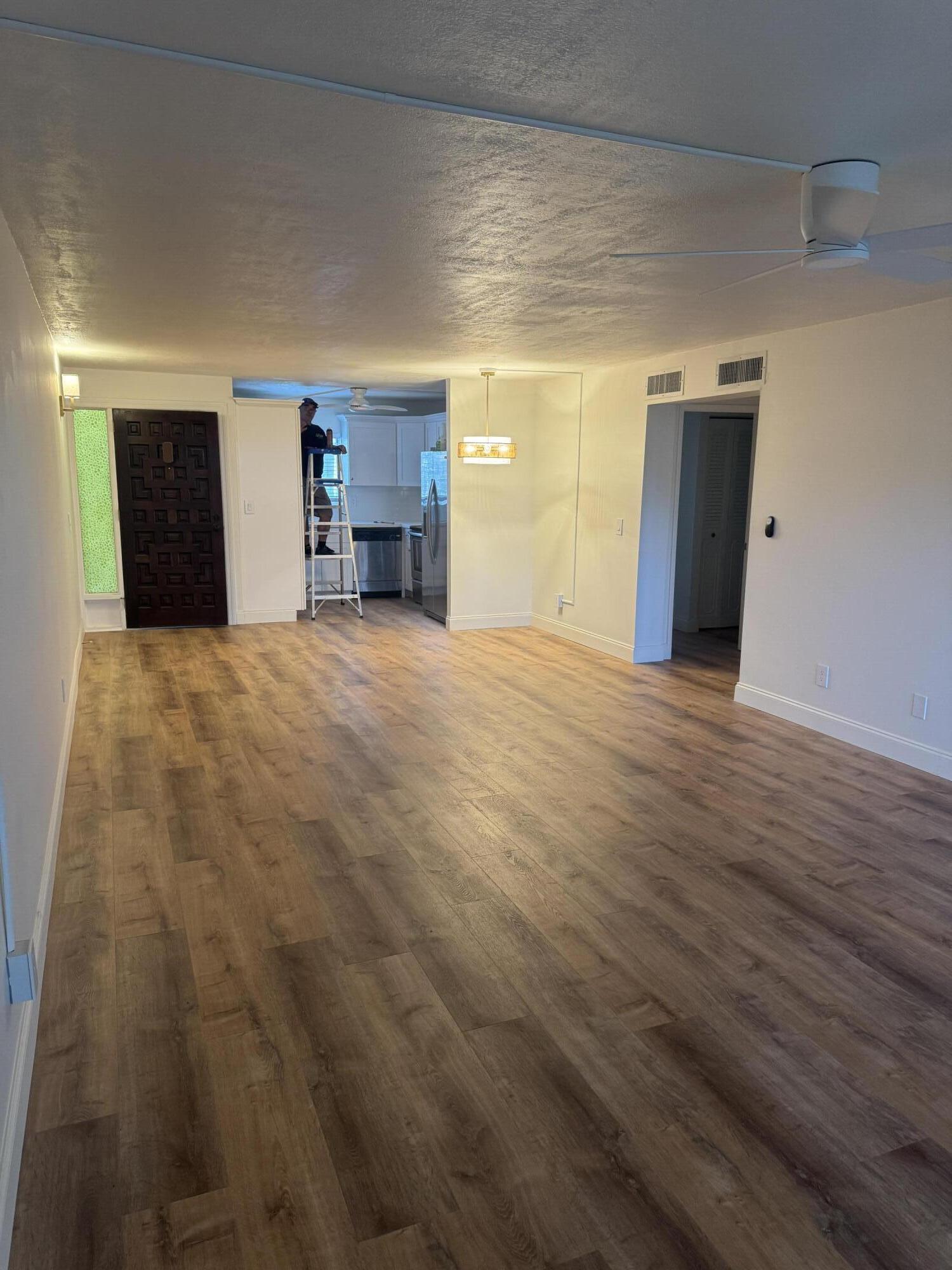 1444 Southeast Riverside Drive, Unit B7 Stuart, FL 34996 - Photo 7 of 29 IMG_2906 4