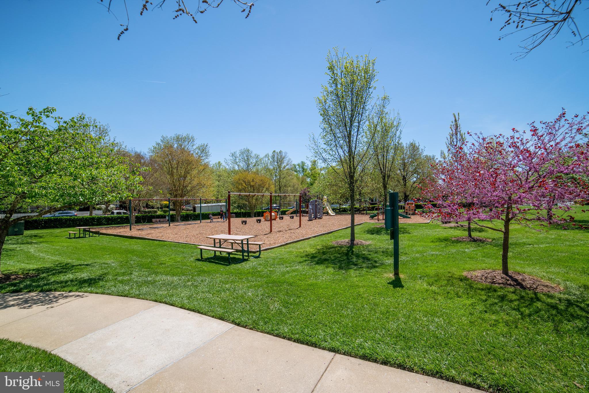 110 Ridgepoint Place Gaithersburg, MD 20878 - Photo 34 of 42 Gallery Image 34
