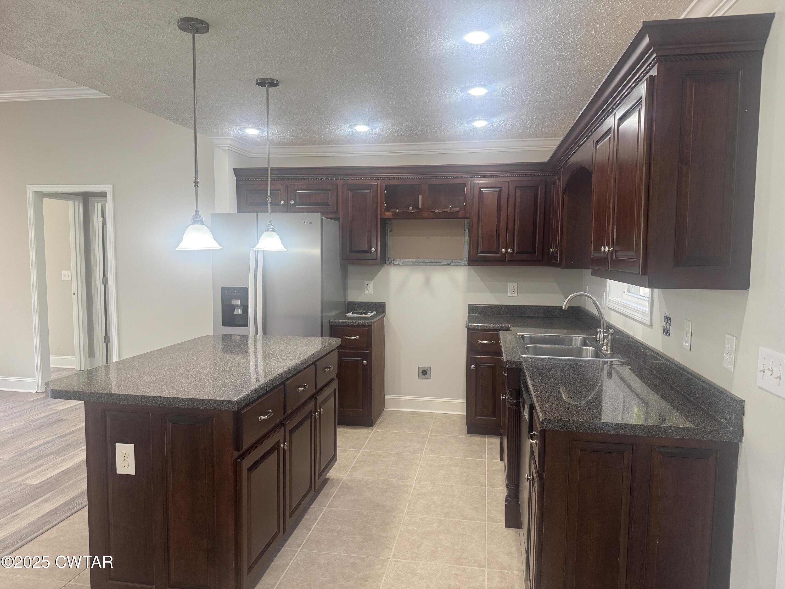 560 Ollie Lane Henderson, TN 38340 - Photo 5 of 28 IMG_8435