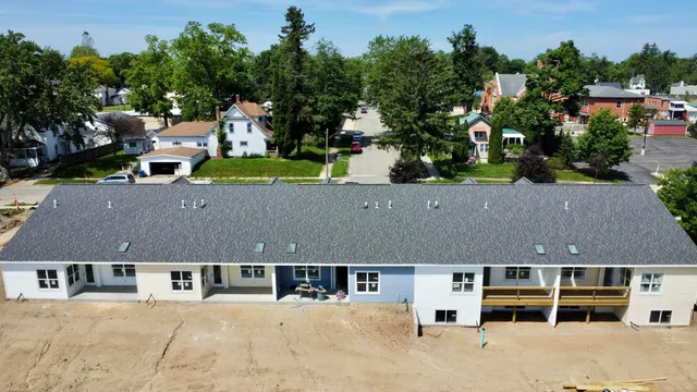 $375,000 | 874 3rd Avenue, Unit 12, Lake Odessa, MI 48849