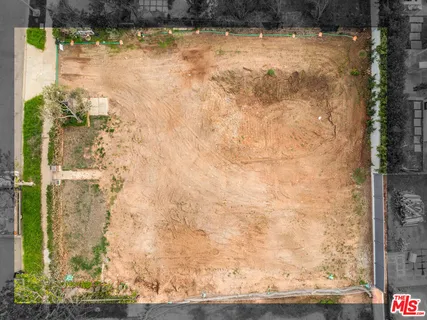 $4,980,000 | 717 Toyopa Drive, Pacific Palisades, CA 90272