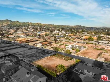 $4,980,000 | 717 Toyopa Drive, Pacific Palisades, CA 90272