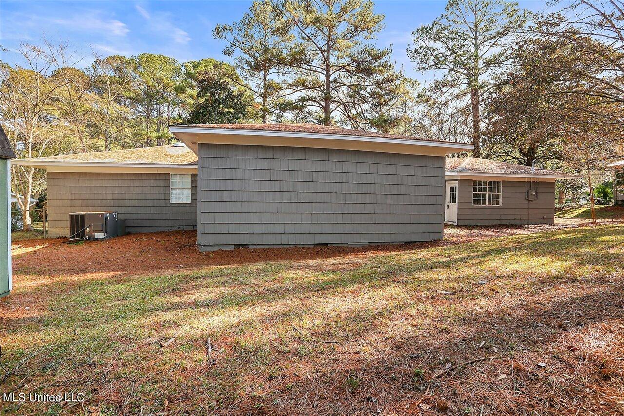 115 Highland Circle Jackson, MS 39211 - Photo 37 of 37 37-115 Highland Cir