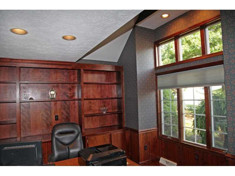 608 Victory Road Pittsburgh, PA 15237 - Photo 9 of 22 Den. Main Floor Den... This house has it all!