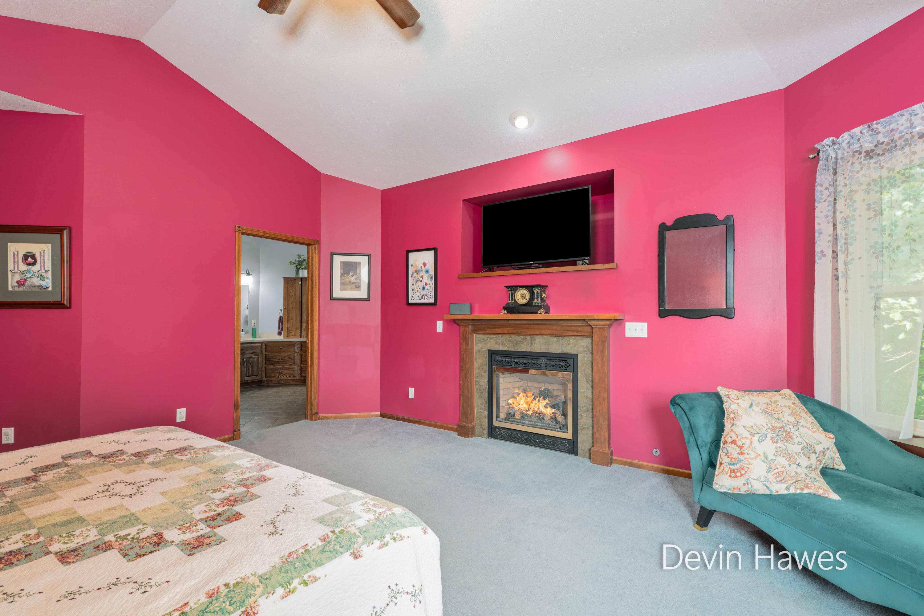 8565 West Cannonsville Road Lakeview, MI 48850 - Photo 19 of 53 Master Bedroom