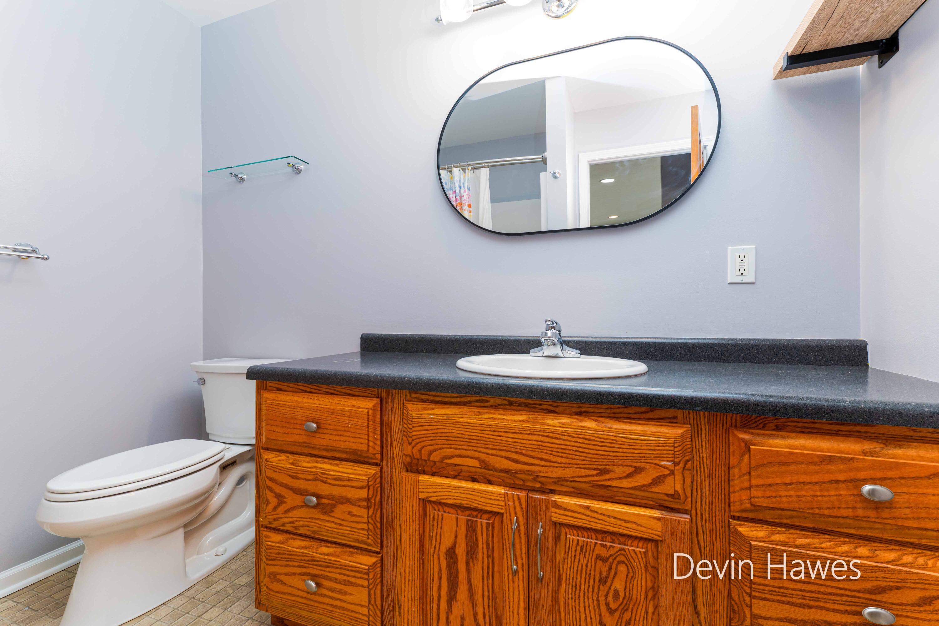 8565 West Cannonsville Road Lakeview, MI 48850 - Photo 26 of 53 Upper Bathroom 1