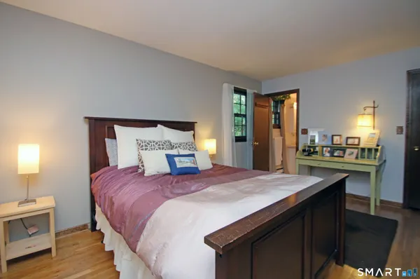 $519,900 | 15 Scenic View Drive, Newtown, CT 06470