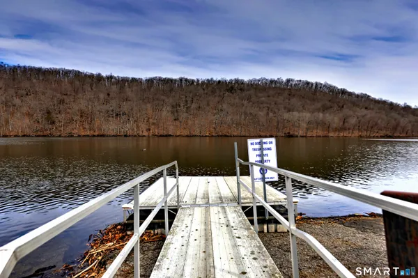 $519,900 | 15 Scenic View Drive, Newtown, CT 06470