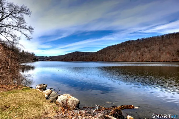 $519,900 | 15 Scenic View Drive, Newtown, CT 06470