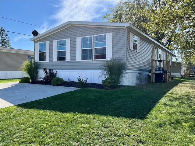 $119,900 | 6 Applegate Drive, Hamlin, NY 14464