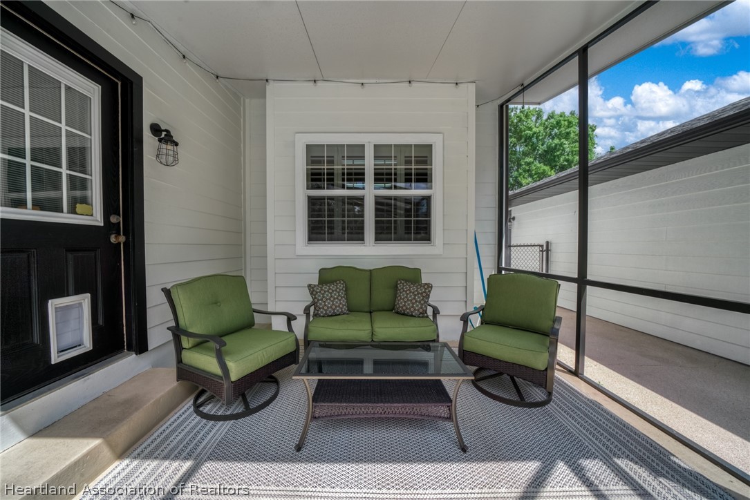 3103 Duffer Road Sebring, FL 33872 - Photo 25 of 29 a building outdoor space with patio furniture