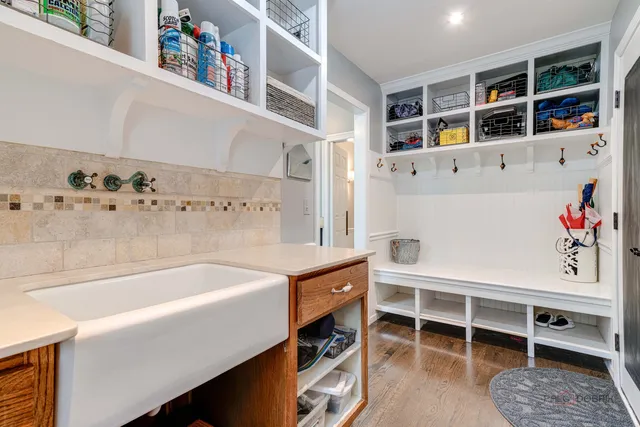 $970,000 | 15393 West Oak Spring Road, Libertyville, IL 60048