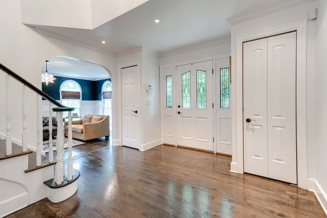 $970,000 | 15393 West Oak Spring Road, Libertyville, IL 60048