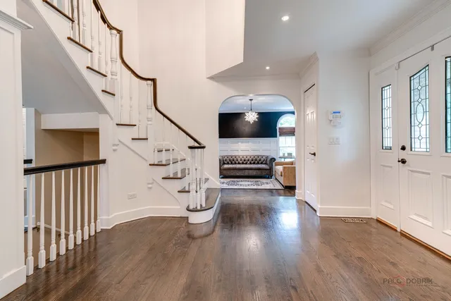 $970,000 | 15393 West Oak Spring Road, Libertyville, IL 60048