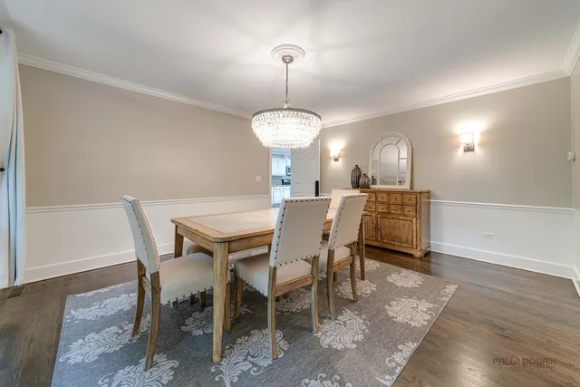 $970,000 | 15393 West Oak Spring Road, Libertyville, IL 60048