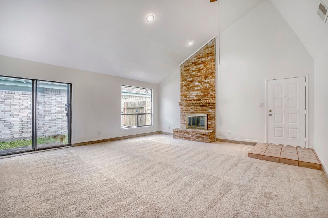 13426 Carruth Lane Houston, TX 77083 - Photo 8 of 28