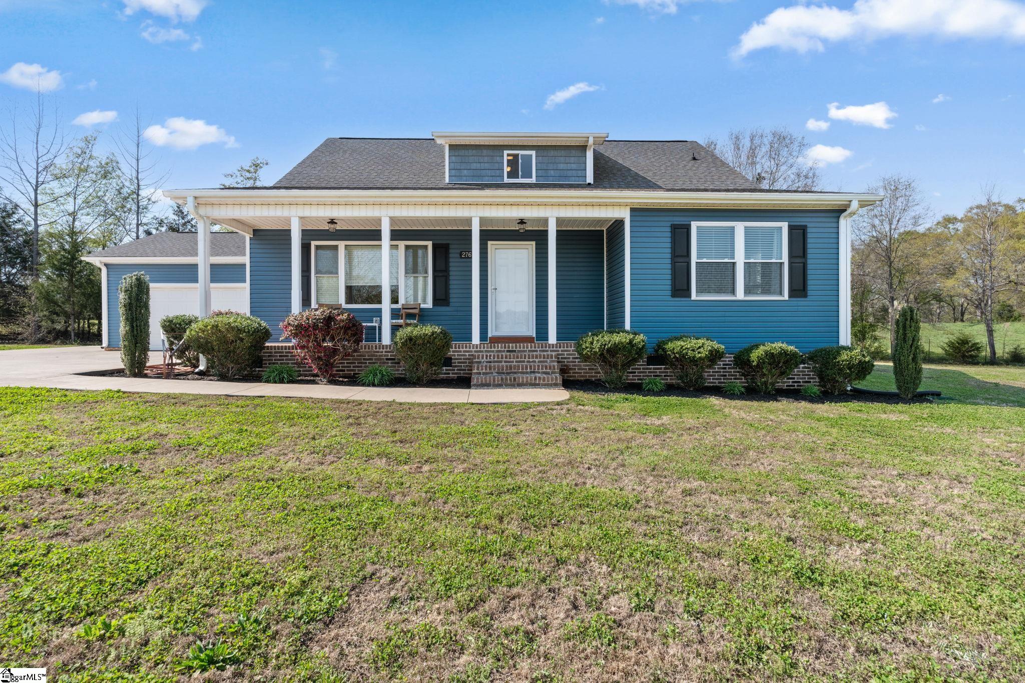 2762 Allen Bridge Road Fountain Inn, SC 29644 - Photo 1 of 41