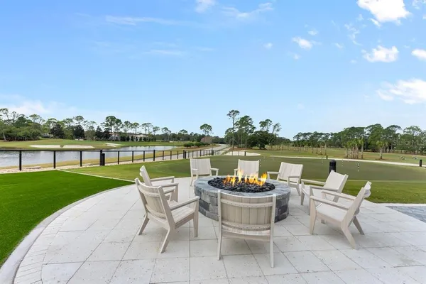 $689,900 | 804 Millstream Lane, Ormond Beach, FL 32174