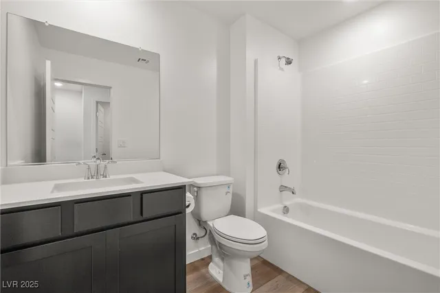 $438,900 | 9288 Sky Pointe Drive, Las Vegas, NV 89143