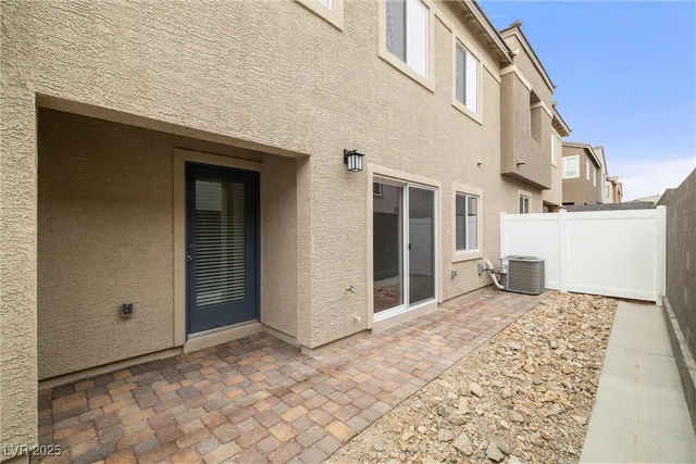 $438,900 | 9288 Sky Pointe Drive, Las Vegas, NV 89143