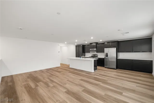 $438,900 | 9288 Sky Pointe Drive, Las Vegas, NV 89143