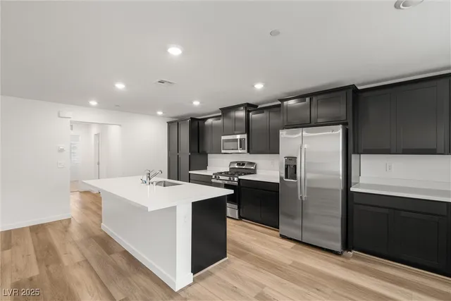 $438,900 | 9288 Sky Pointe Drive, Las Vegas, NV 89143