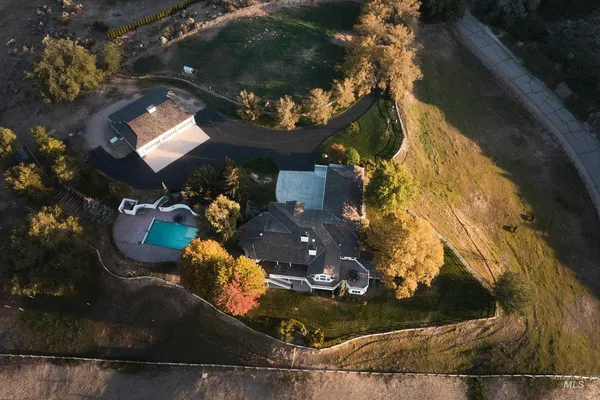 $3,595,000 | 3931 North Triple Ridge Place, Eagle, ID 83616
