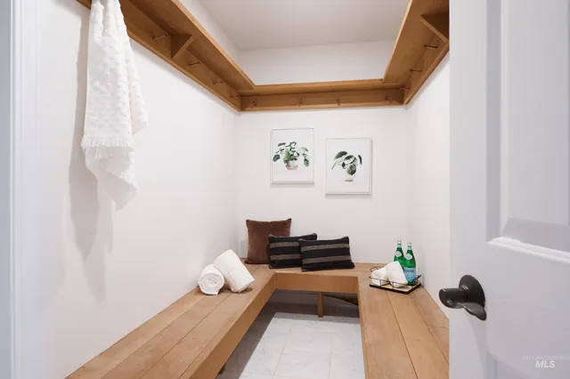 $3,395,000 | 3931 North Triple Ridge Place, Eagle, ID 83616