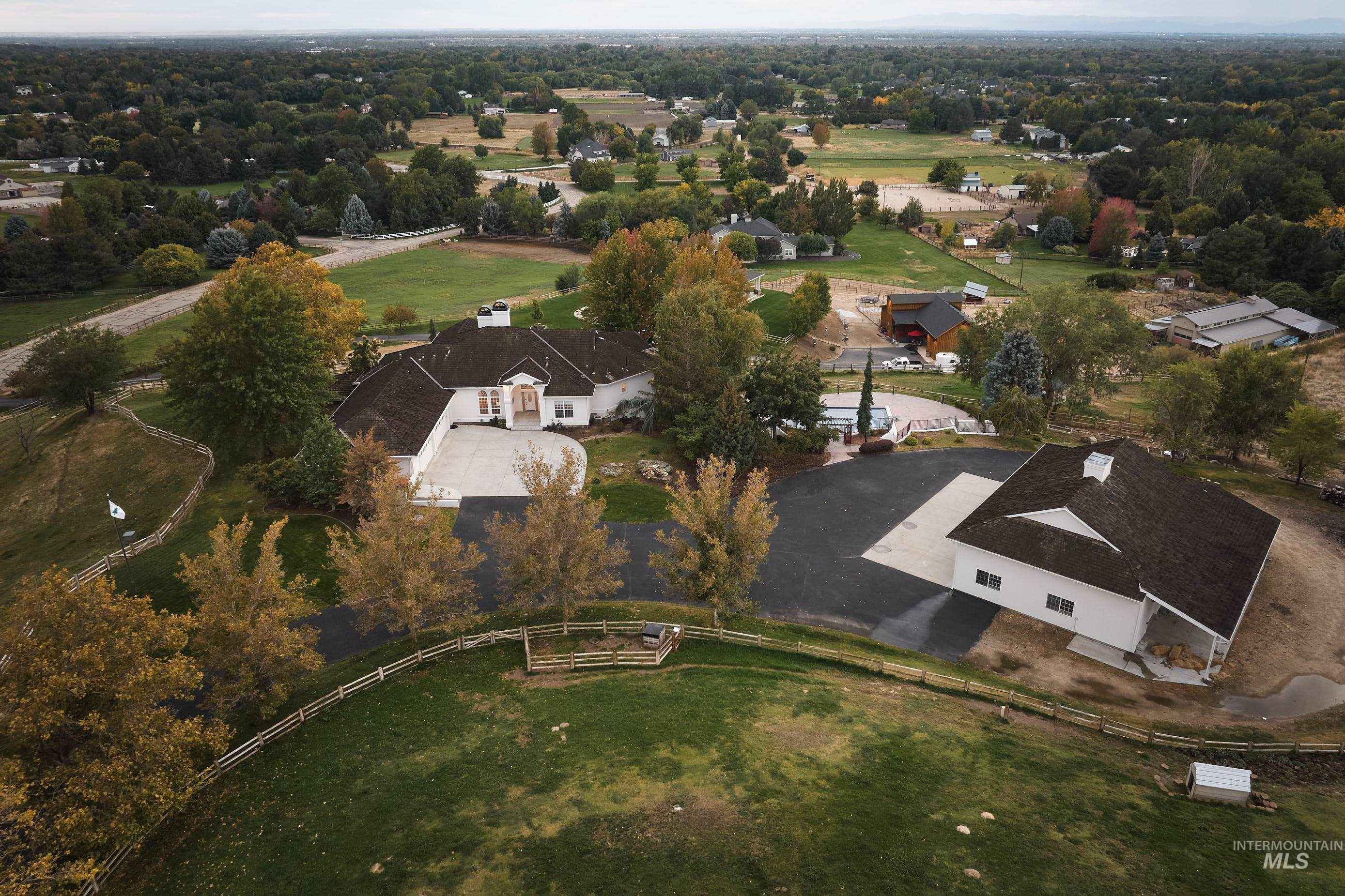 3931 North Triple Ridge Place Eagle, ID 83616 - Photo 42 of 45 Aerial view of property and surrounding area