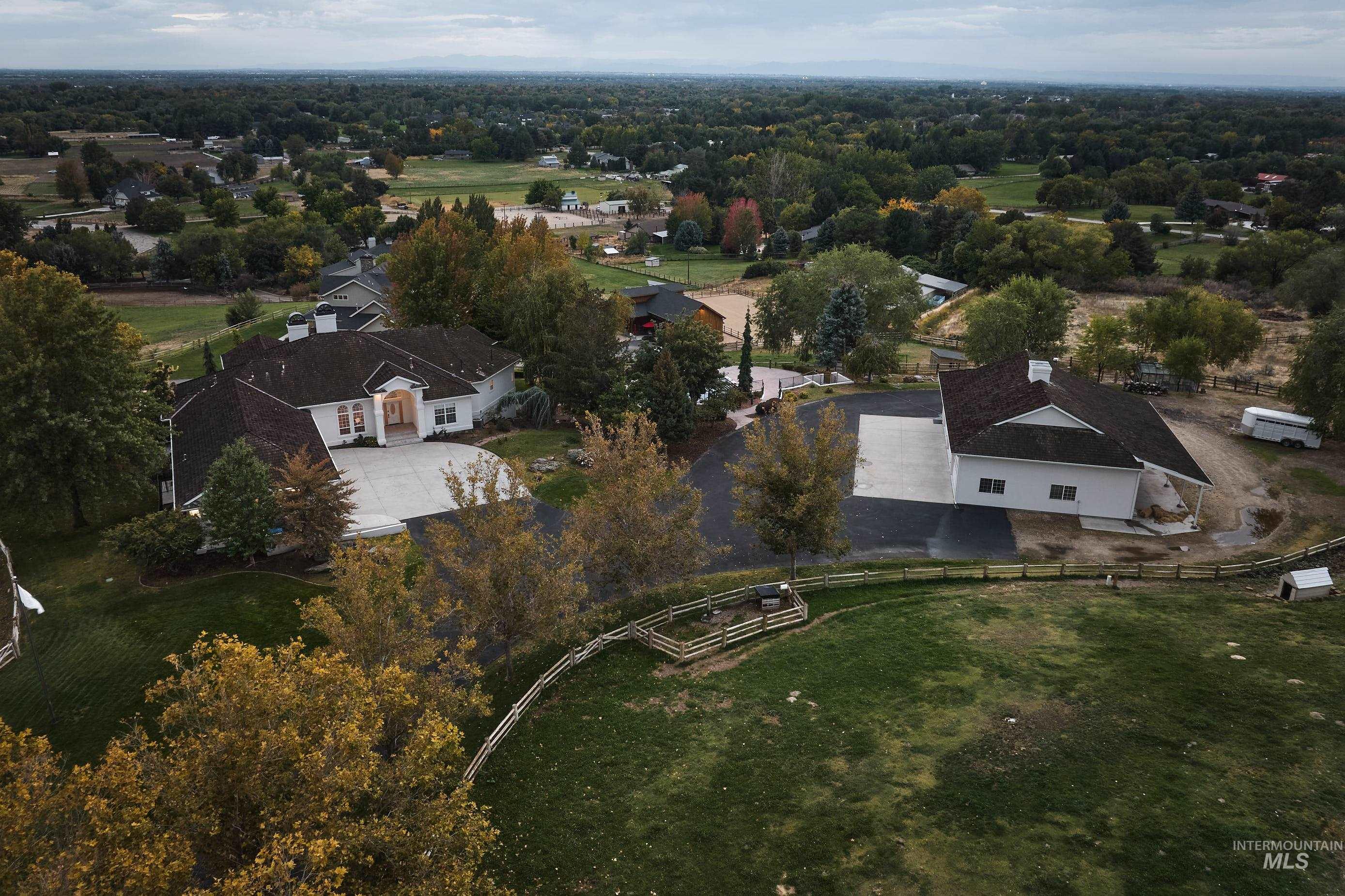 3931 North Triple Ridge Place Eagle, ID 83616 - Photo 43 of 45 Aerial view of property and surrounding area