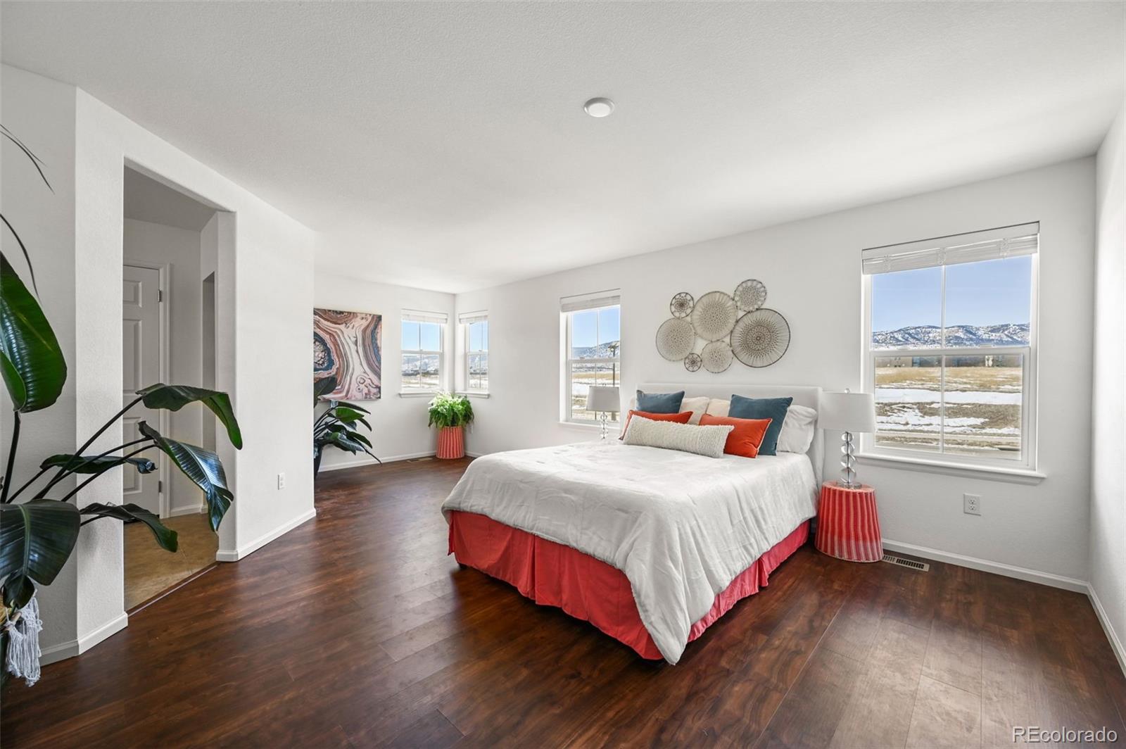 9335 Dunraven Loop Arvada, CO 80007 - Photo 22 of 49